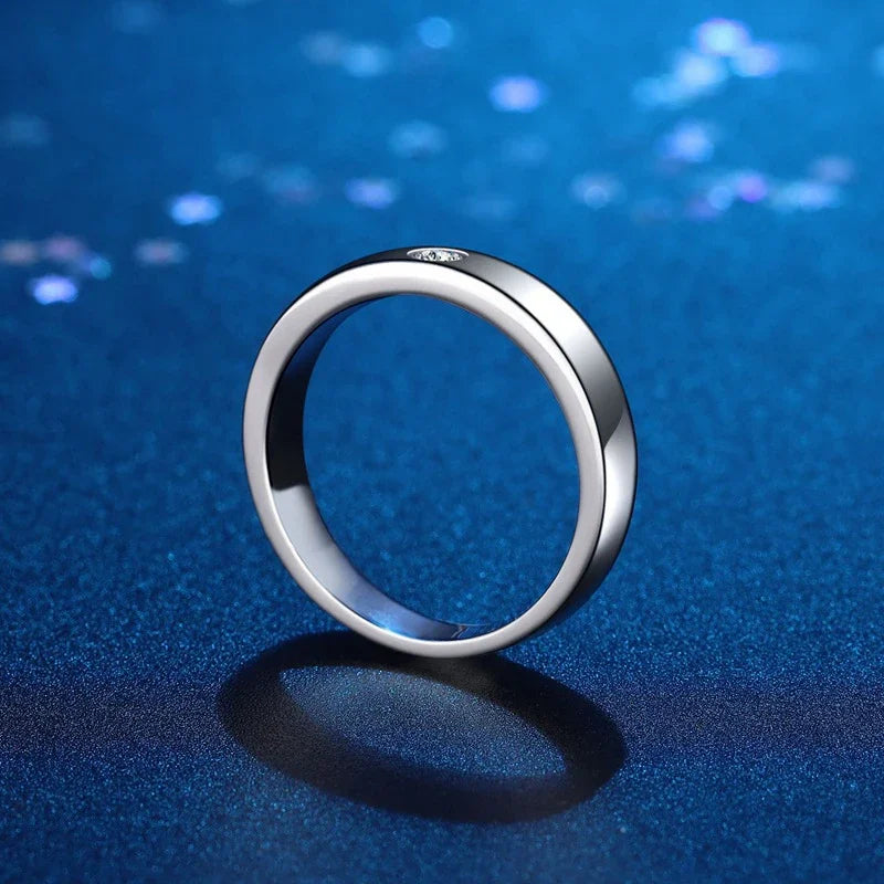 Elegant Lord - 0.3ct Men's Moissanite Ring MoissaRight