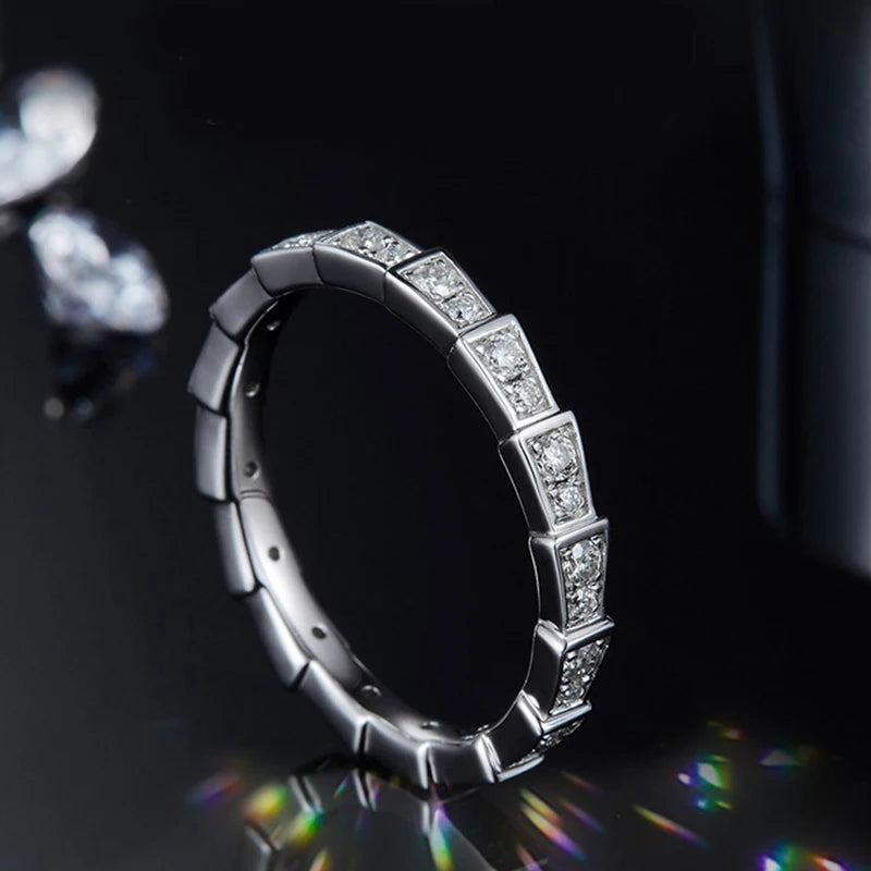 moissanite wedding ring