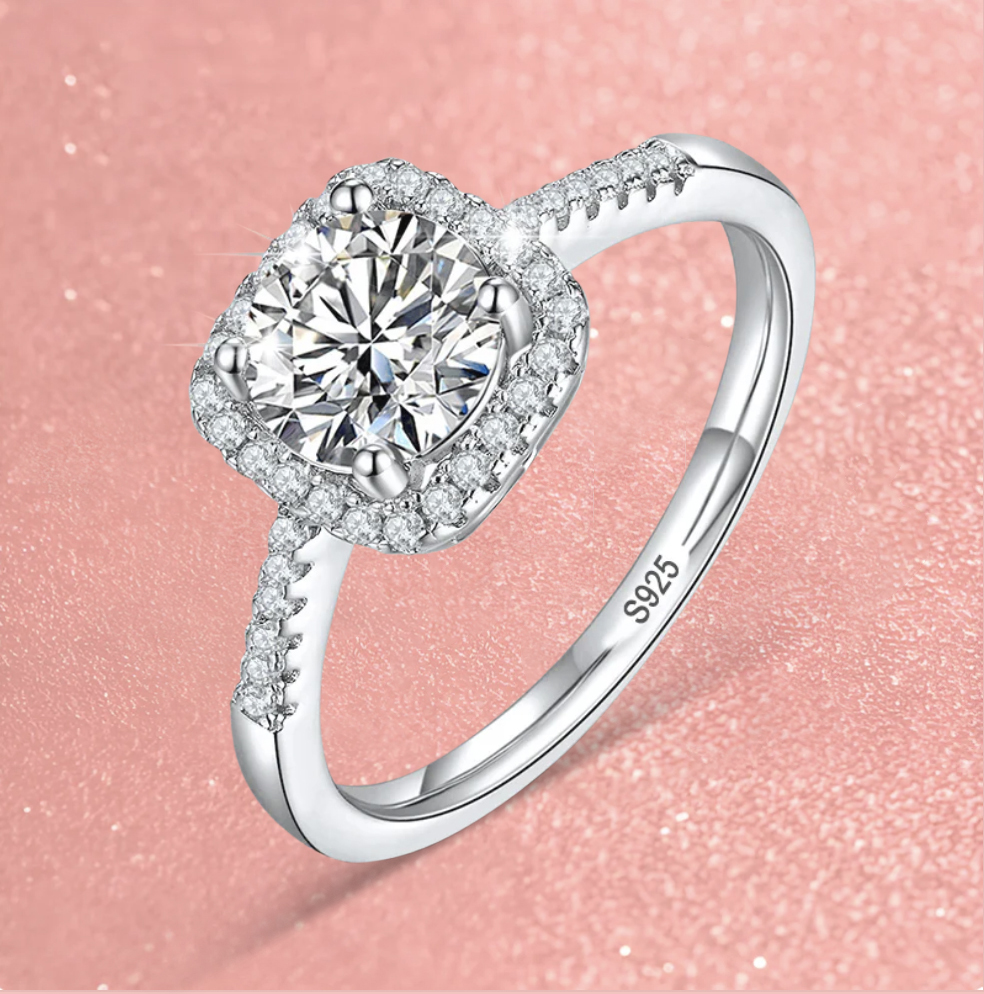 moissanite Rins for womens