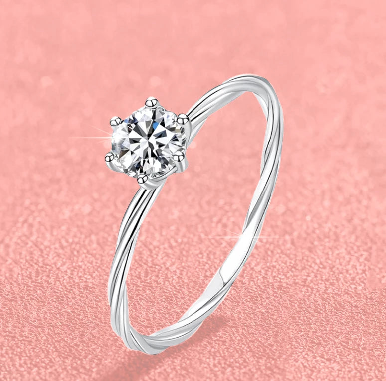 Flowing Grace -Women's Moissanite Ring MoissaRight