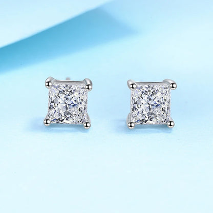 Elegant Centrepiece - 0.6/1/2ct Moissanite Stud Earrings MoissaRight